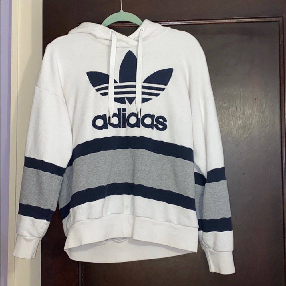✨ADIDAS TREFOIL SWEATSHIRT VINTAGE LOOK✨